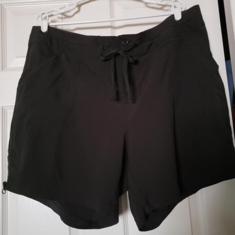 Greater Northwest Indigo size 18w black shorts